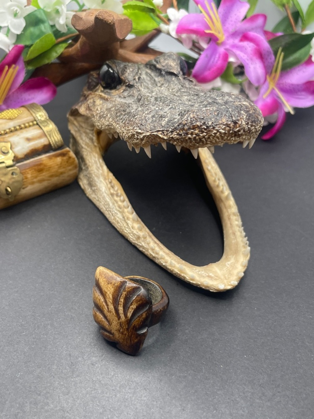 Carved bone ring vintage